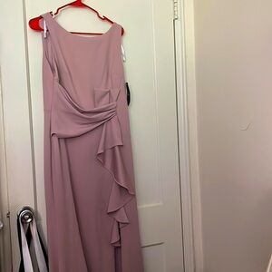 NWT Betsy & Adam's cascade-front gown Size: 14